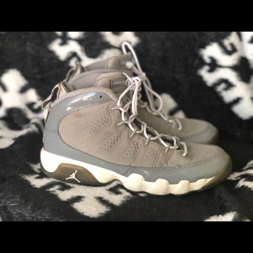 Jordan shoes boys size 5.5